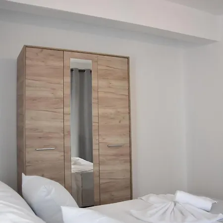 Casa Valesa * Skála Sotíros